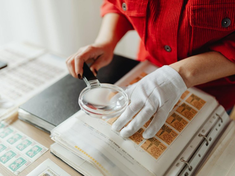 Associations Collections D'Objets, De Documents, Bibliothèques Spécialisées Pour La Sauvegarde Et L'Entretien Du Patrimoine en France