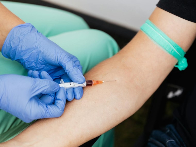 Associations Dispensaires, Soins Infirmiers, Services Paramédicaux, De Garde en France