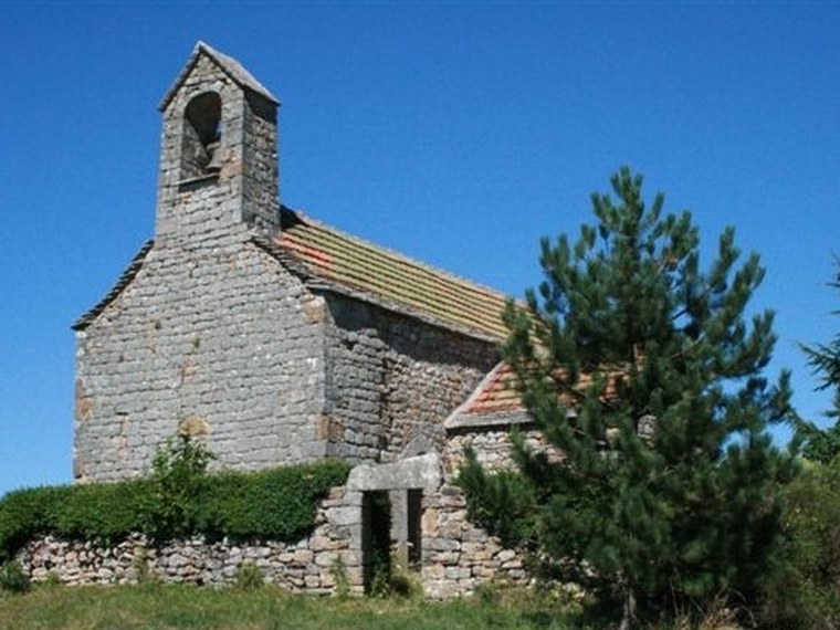 Annuaire des associations de Ols-et-Rinhodes - 12 Aveyron
