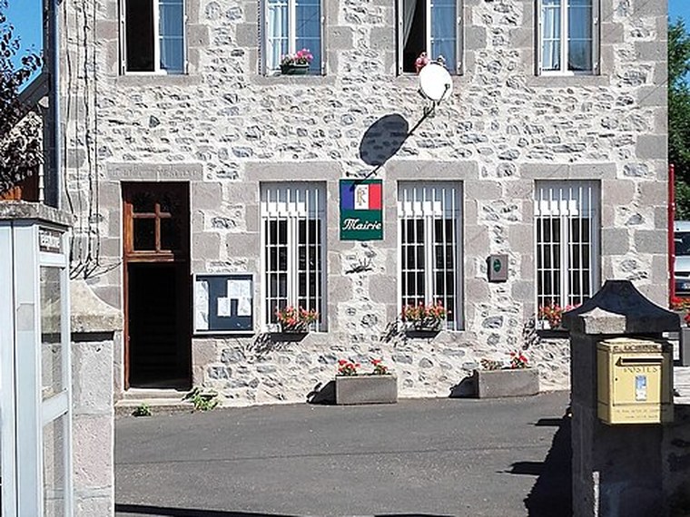 Annuaire des associations de Pradiers - 15 Cantal
