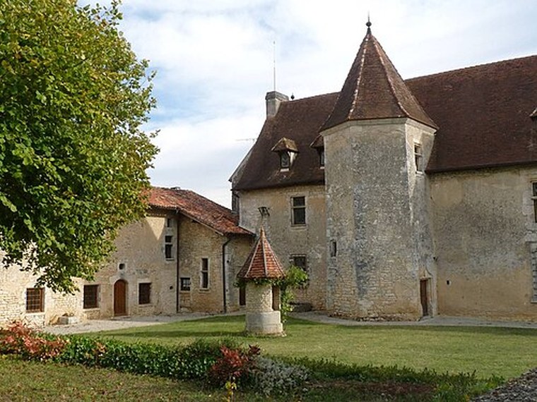 Annuaire des associations de Chenon - 16 Charente