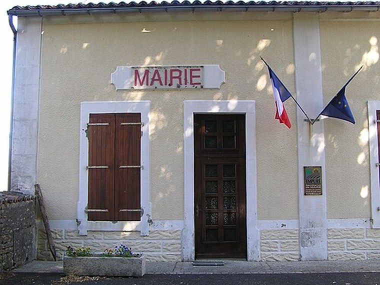 Annuaire des associations de Empuré - 16 Charente