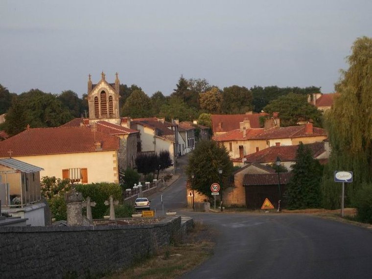 Annuaire des associations de Épenède - 16 Charente