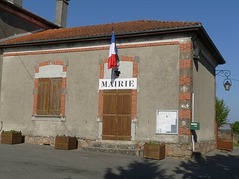 Annuaire des associations de Mouzon - 16 Charente