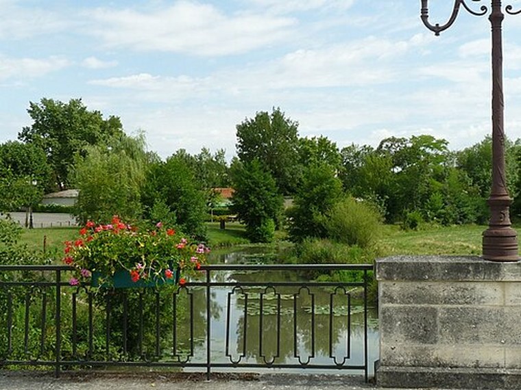 Annuaire des associations de Saint-Laurent-de-Belzagot - 16 Charente
