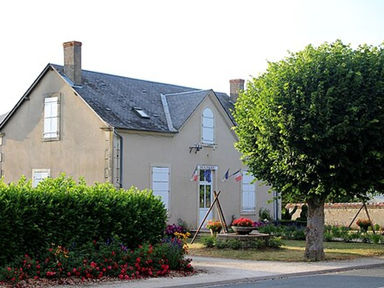 Annuaire des associations de Lantan - 18 Cher