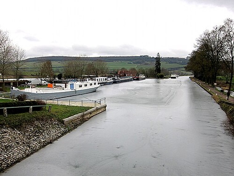 Annuaire des associations de Vandenesse-en-Auxois - 21 Côte-d'Or