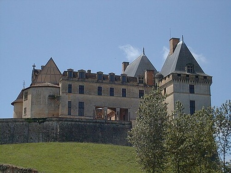 Annuaire des associations de Biron - 24 Dordogne