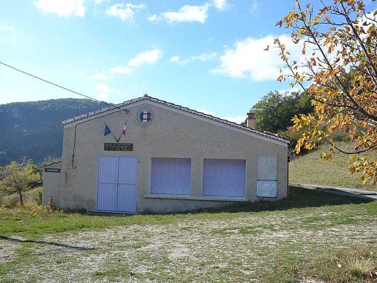 Annuaire des associations de Izon-la-Bruisse - 26 Drôme