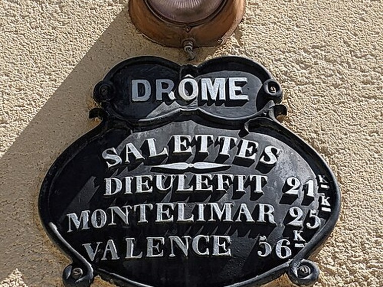 Annuaire des associations de Salettes - 26 Drôme