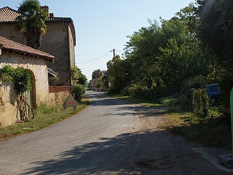 Annuaire des associations de Lalanne-Arqué - 32 Gers