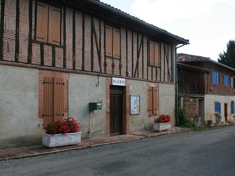 Annuaire des associations de Pébées - 32 Gers