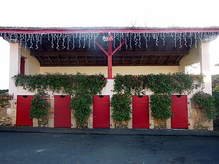 Annuaire des associations de Larbey - 40 Landes