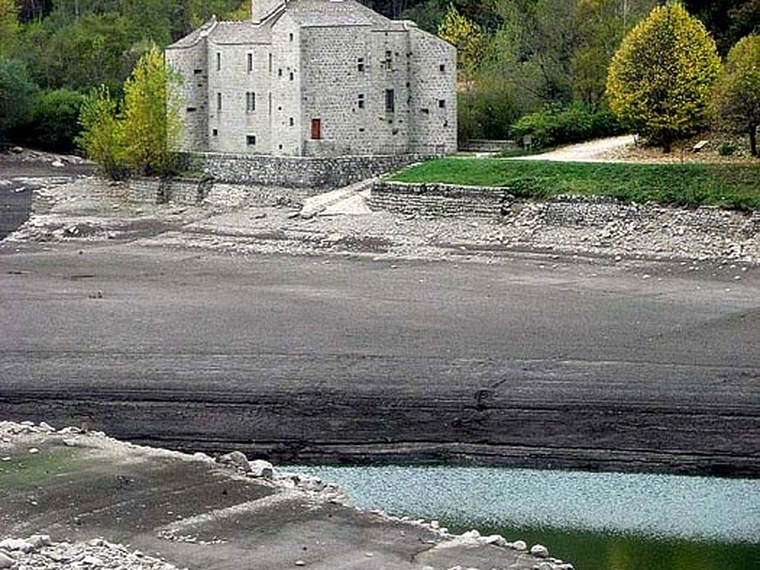 Annuaire des associations de Pourcharesses - 48 Lozère