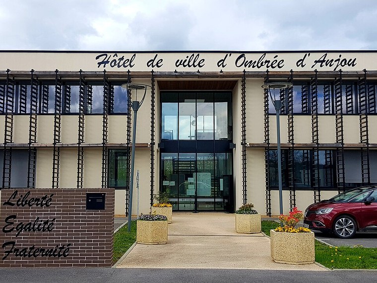 Annuaire des associations de La Chapelle-Hullin - 49 Maine-et-Loire