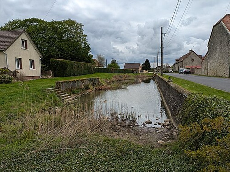 Annuaire des associations de La Villeneuve-lès-Charleville - 51 Marne