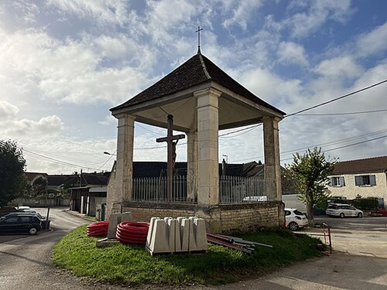 Annuaire des associations de Moulins-en-Tonnerrois - 89 Yonne
